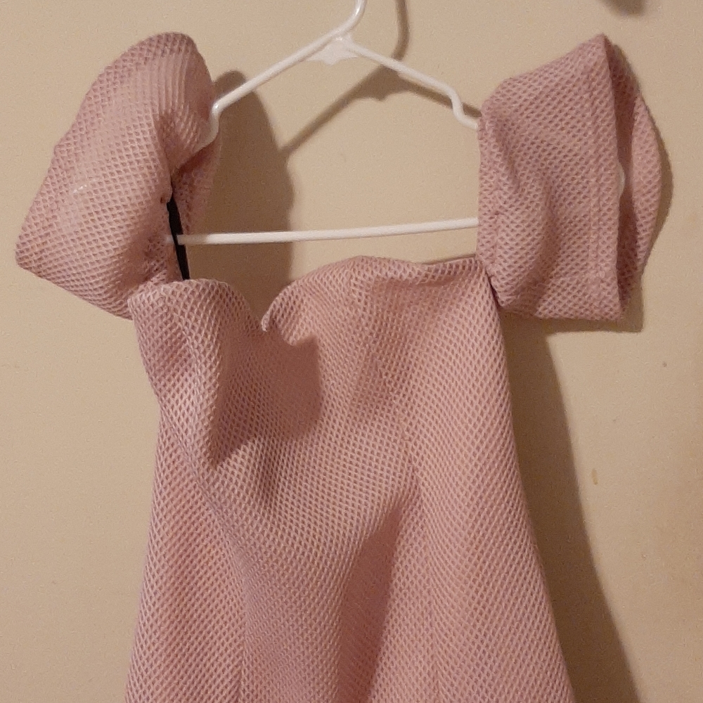 Dress - Picture 4 of 4